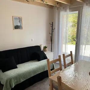 Petit Fare Rochois Avec Mezzanine Appartement